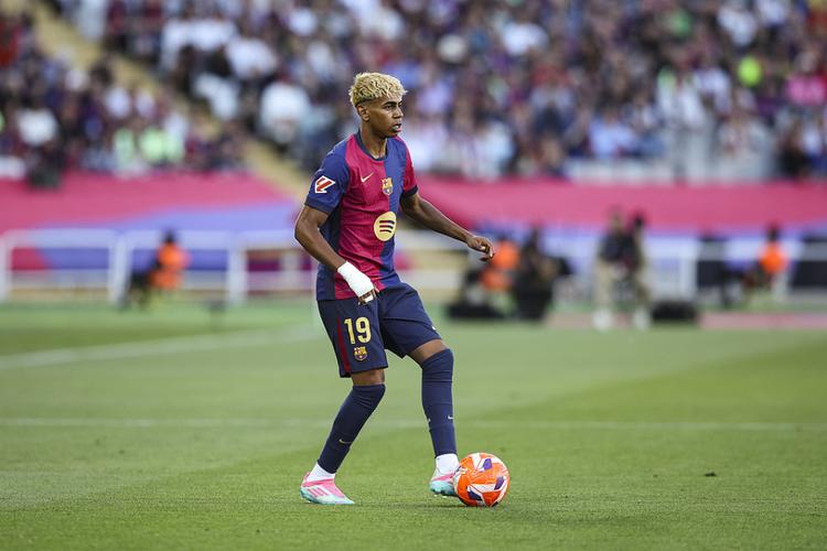 亚冠前瞻：海港PK首尔盼摆脱垫底 国安迎出线生死战