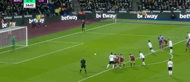 103秒！维尼修斯被取消的点球，创欧冠使用VAR以来最快