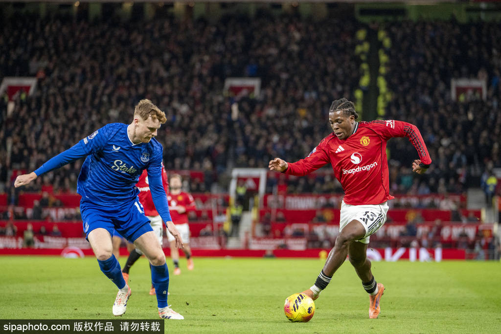 丰塞卡：联赛成绩没欧联好？赛季初没人觉得我们能排法甲第五