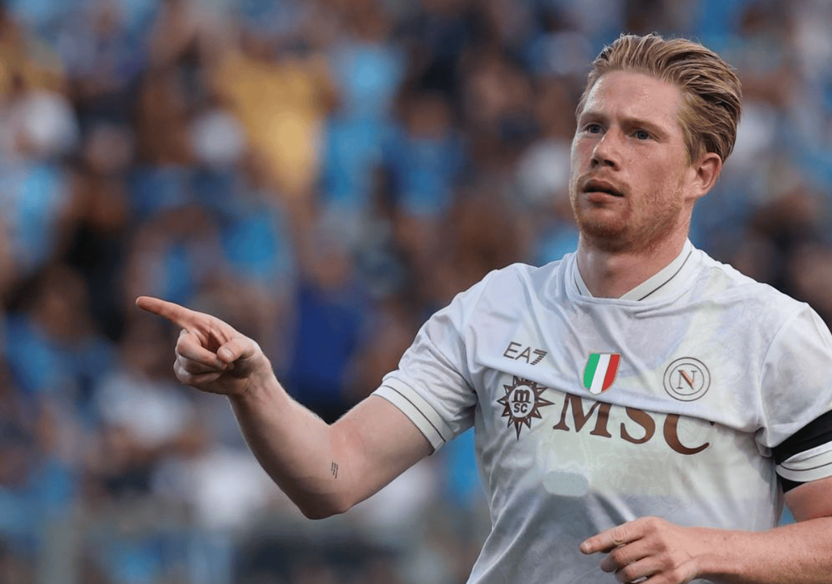 布朗赛季前21场三次砍下40+，伯德之后队史第二人