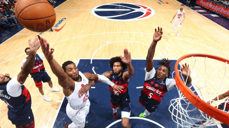 男子冰壶：中国5-2复仇菲律宾，三连胜稳居榜首，剑指冬奥