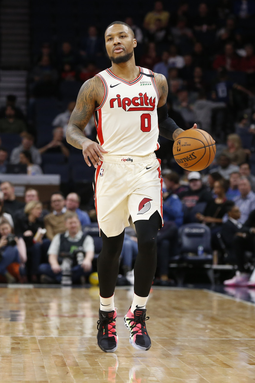 手势往往能 手势往往能